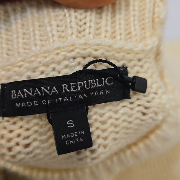Banana Republic wool blend cream color sweater size small. - Picture 8 of 9